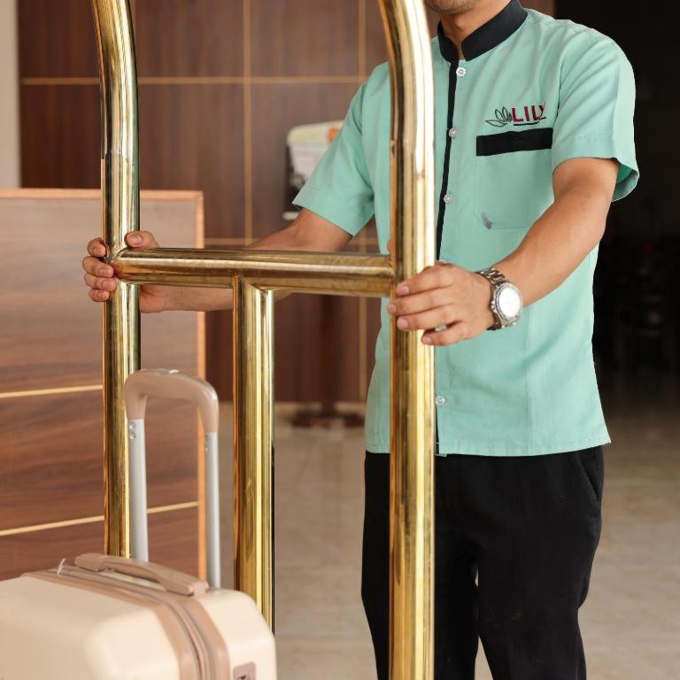 Grand Lily Hotel Suites Al-Hofuf Dış mekan fotoğraf